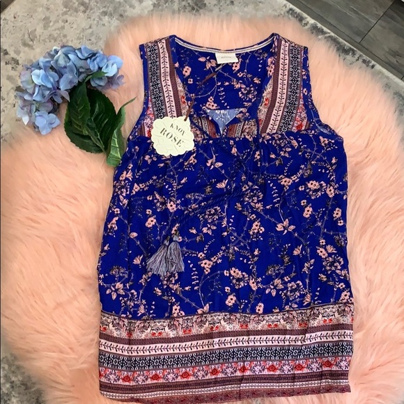 Tops - NEW! Knox Rose Blue & Pink Sleeveless Top Medium FIRM!